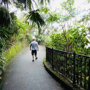 Meet your Posher, Charlie-ceci